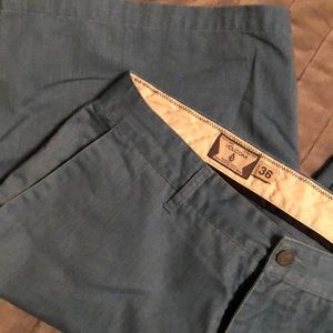 Men’s Volcom shorts